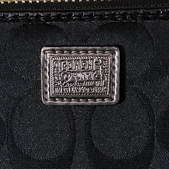 Coach Poppy  Zip-Around Long Wallet in Signature Jacquard EUC - Picture 2 of 12